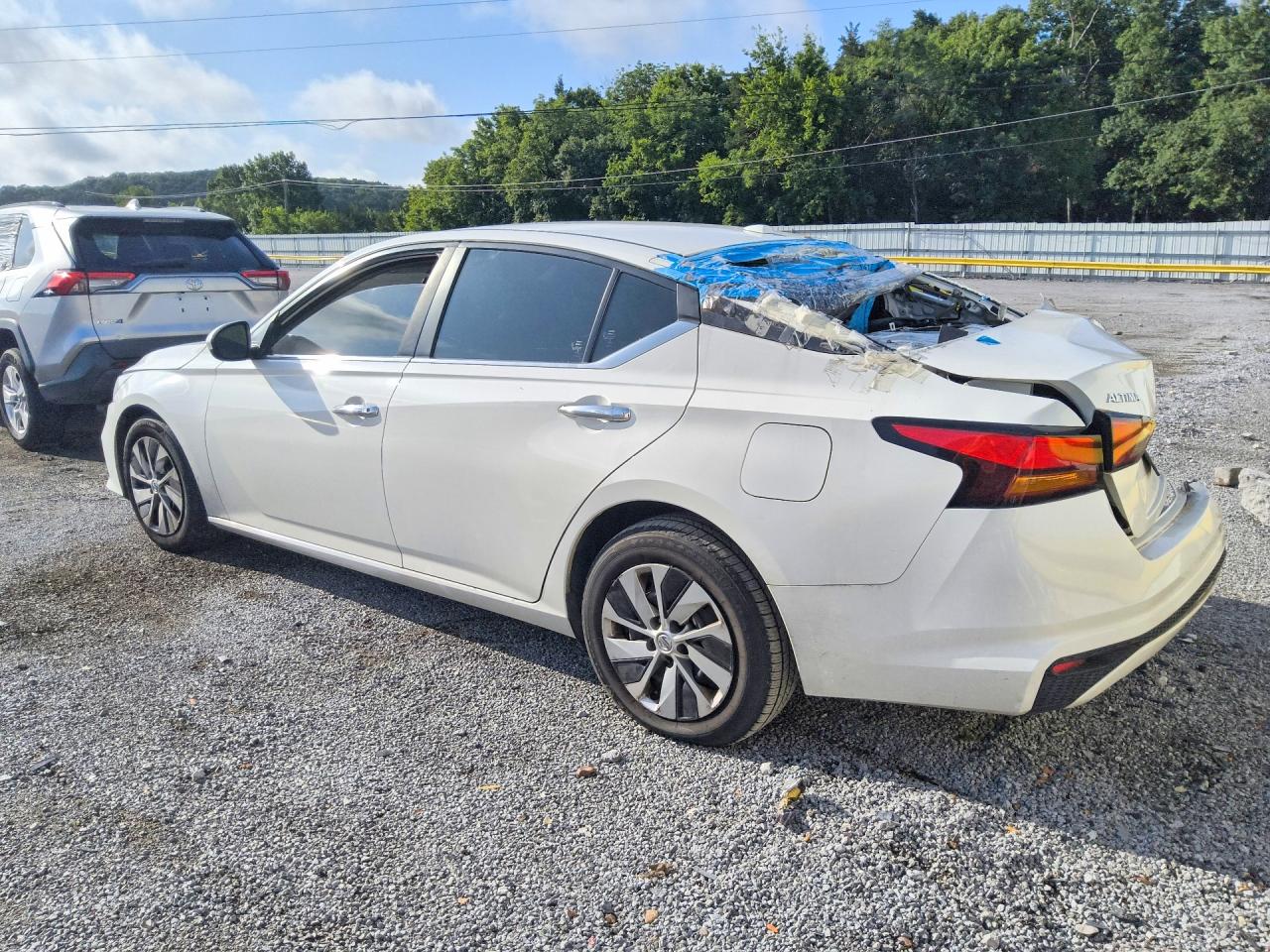 2019 NISSAN ALTIMA S — снимка 2