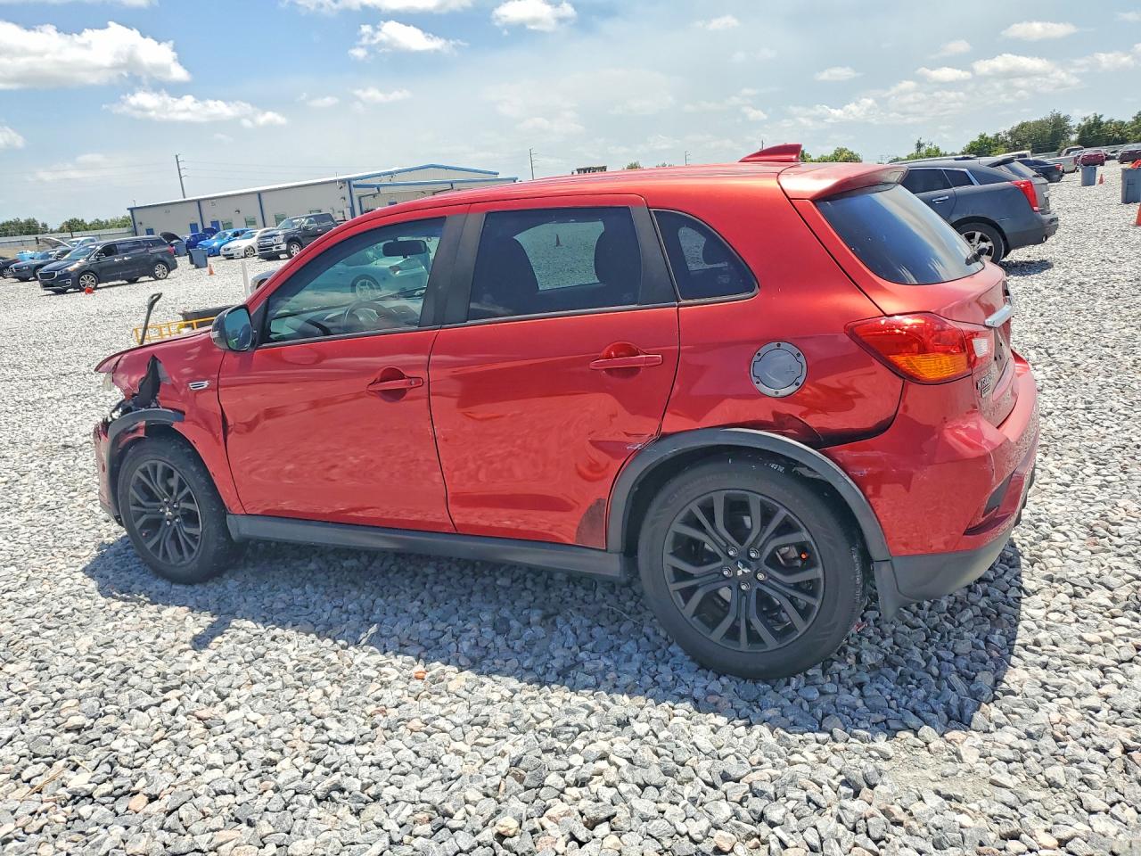 2018 MITSUBISHI OUTLANDER SPORT ES — снимка 2