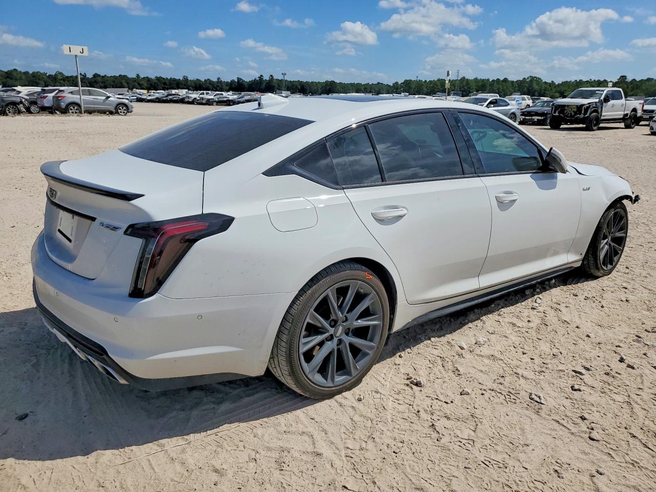 2022 CADILLAC CT5-V — снимка 3