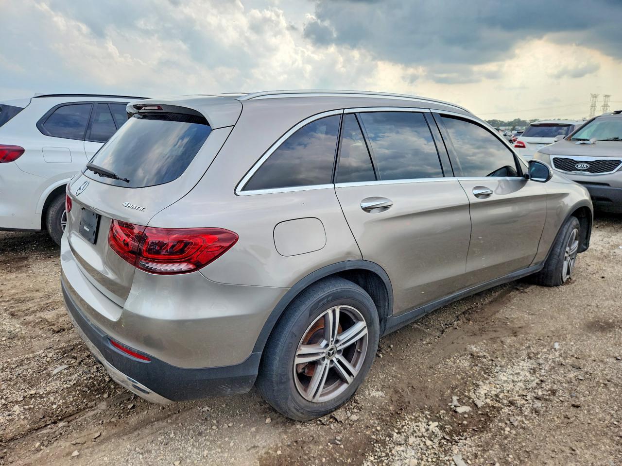2020 MERCEDES-BENZ GLC 300 4MATIC — снимка 3