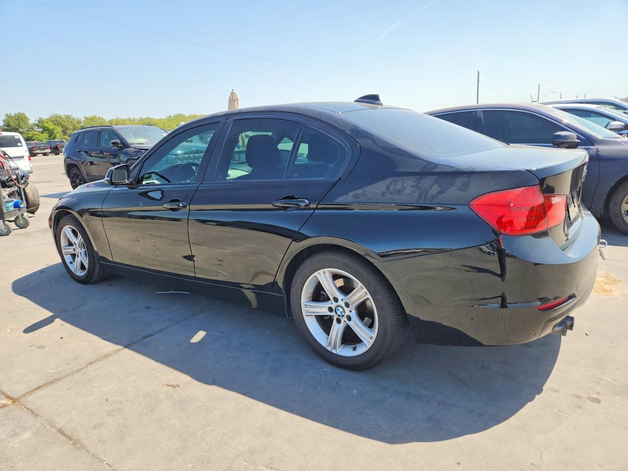 2013 BMW 328 I — снимка 2