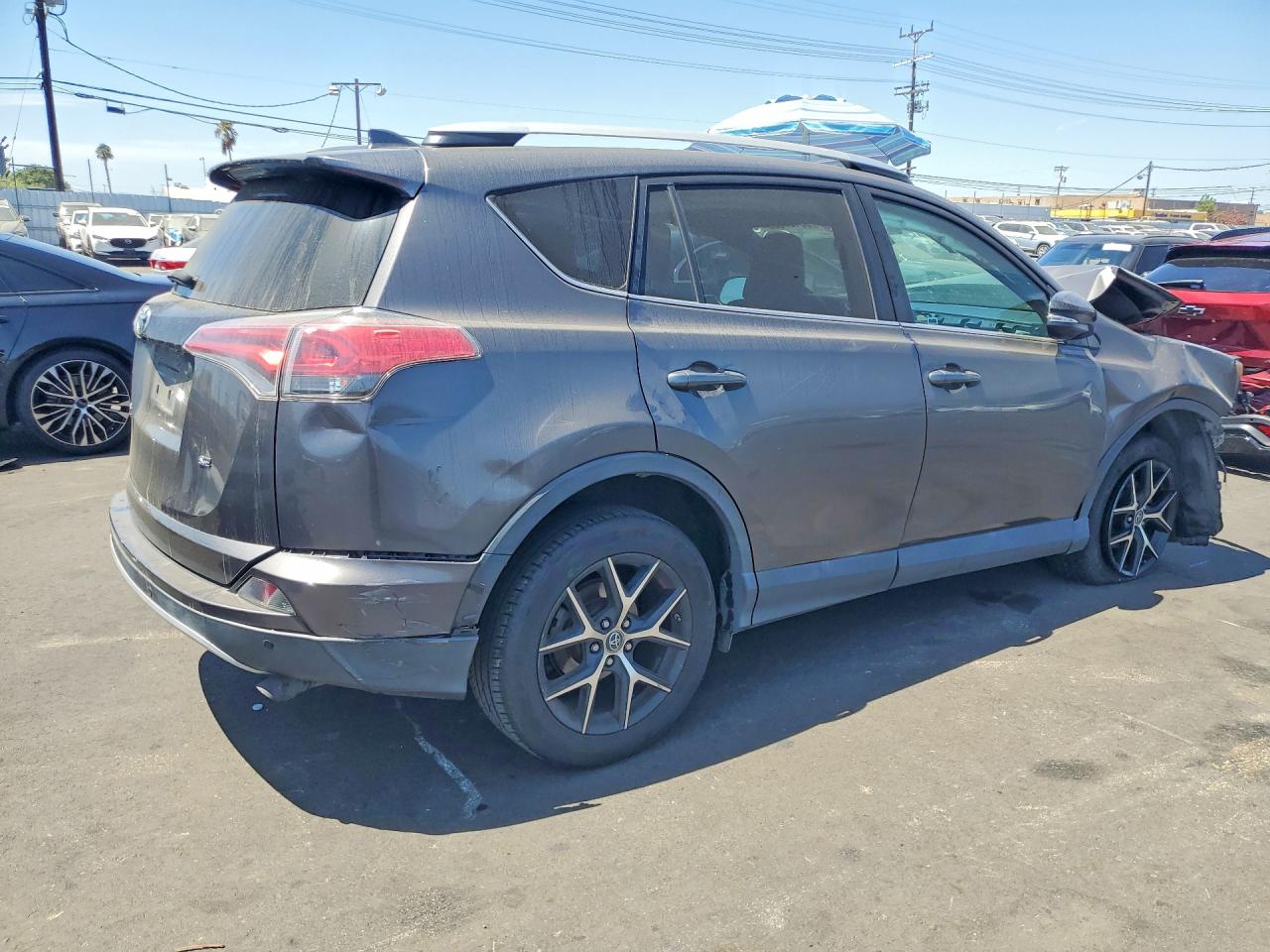 2016 TOYOTA RAV4 SE — снимка 3