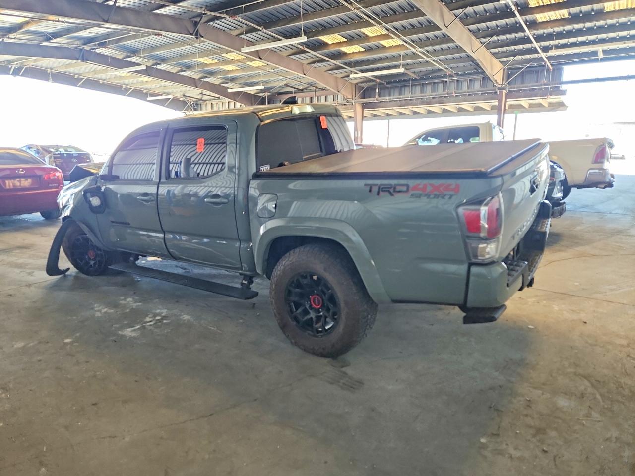 2023 TOYOTA TACOMA TRD SPORT — снимка 2