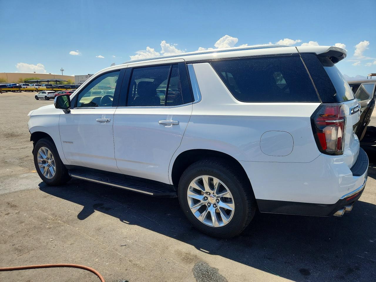 2024 CHEVROLET TAHOE C1500 PREMIER — снимка 2