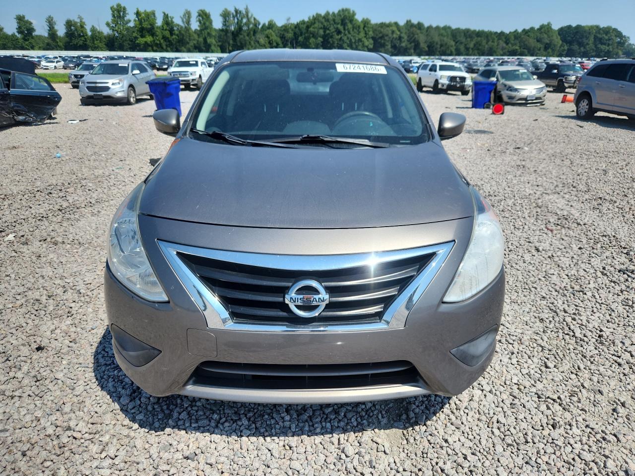 2015 NISSAN VERSA 1.6 SV — снимка 5