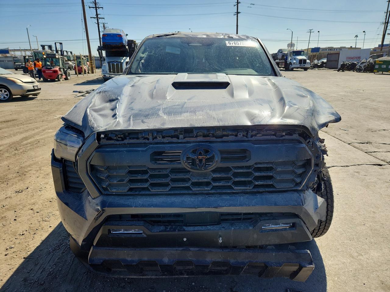 2026 TOYOTA TACOMA TRD SPORT — снимка 5
