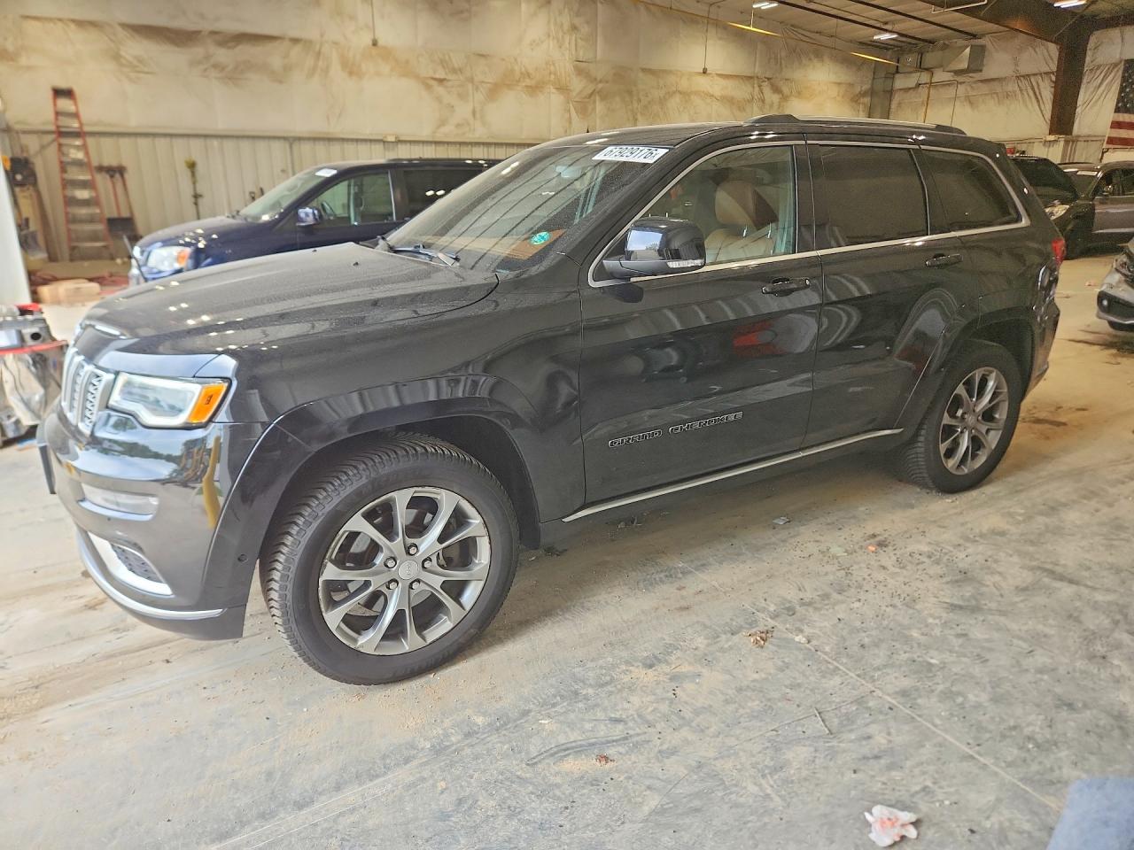 2020 JEEP GRAND CHEROKEE SUMMIT