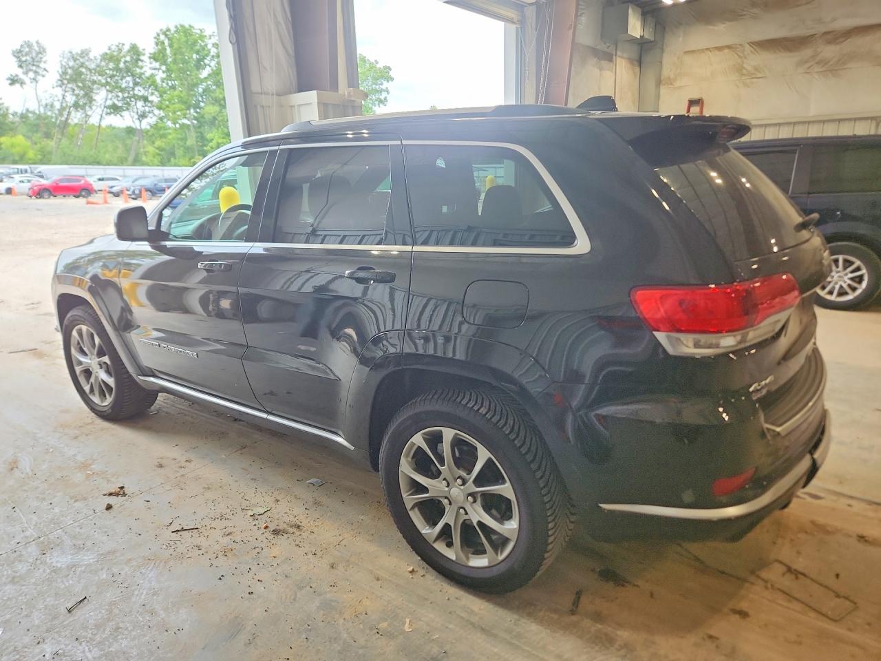 2020 JEEP GRAND CHEROKEE SUMMIT — снимка 2