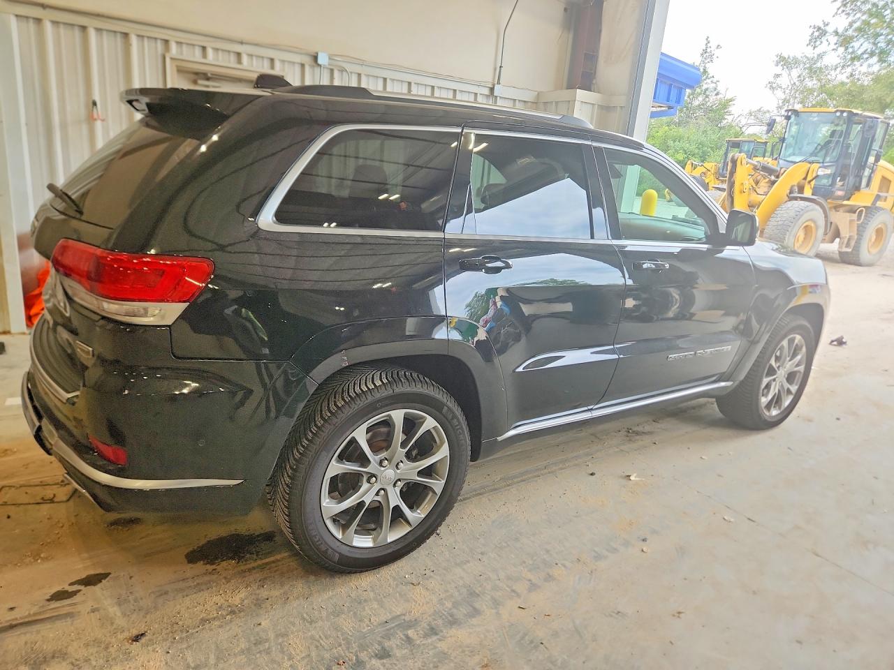 2020 JEEP GRAND CHEROKEE SUMMIT — снимка 3