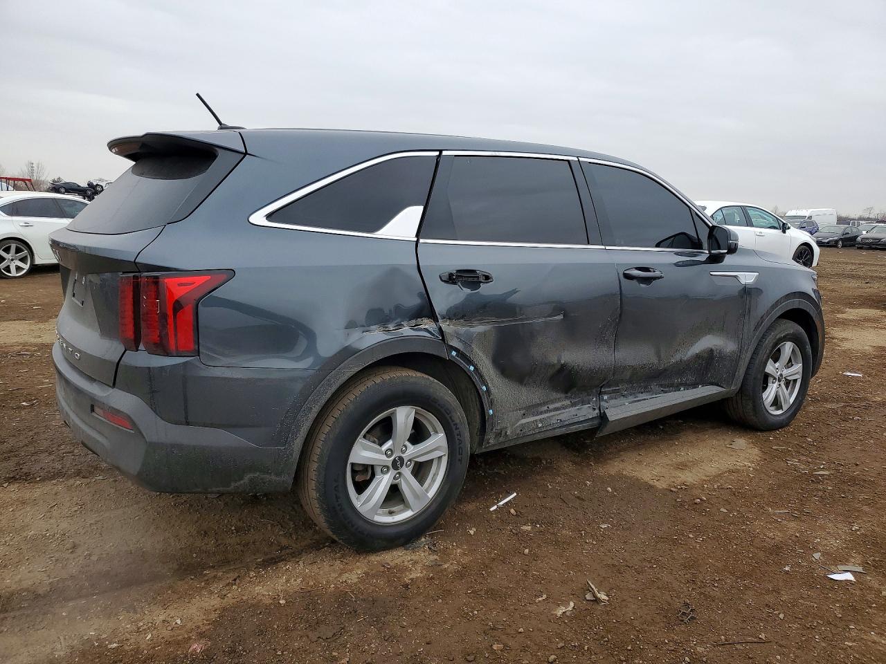 2022 KIA SORENTO LX — снимка 3