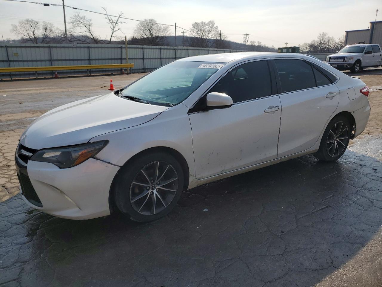 2016 TOYOTA CAMRY XSE