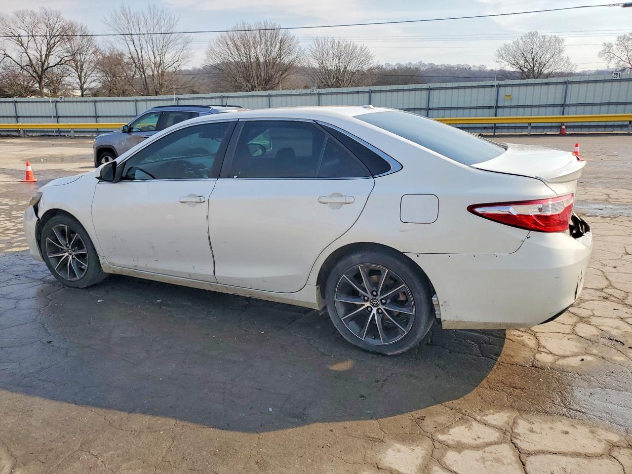 2016 TOYOTA CAMRY XSE — снимка 2