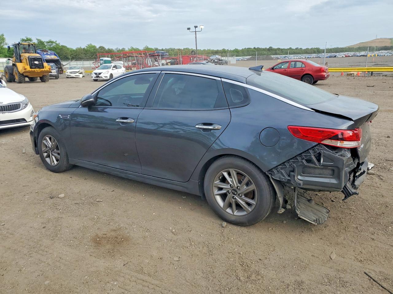 2020 KIA OPTIMA LX — снимка 2