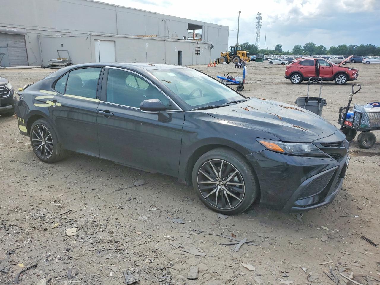 2022 TOYOTA CAMRY SE — снимка 4