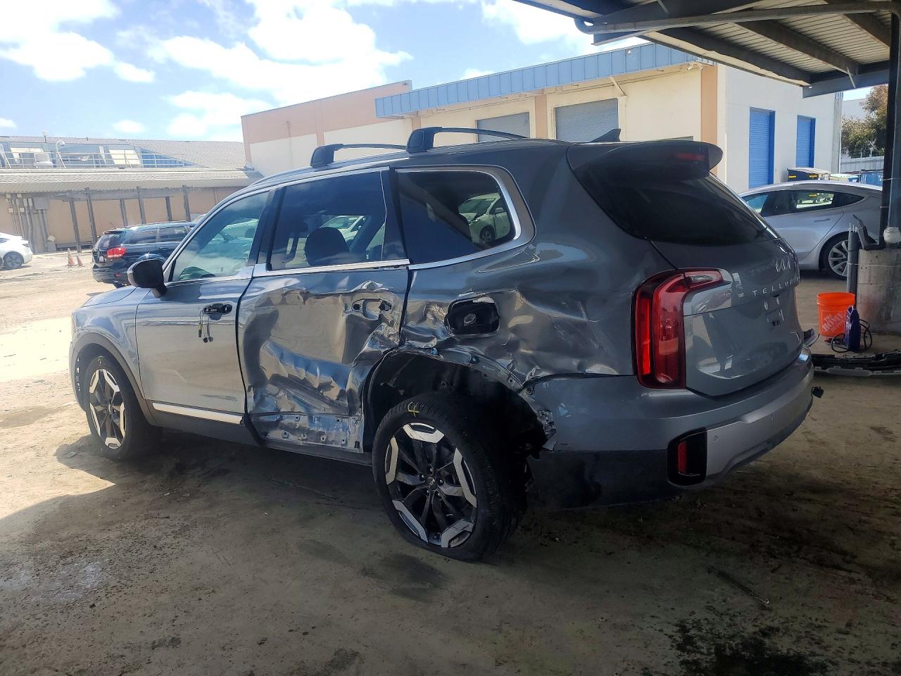 2025 KIA TELLURIDE S — снимка 2