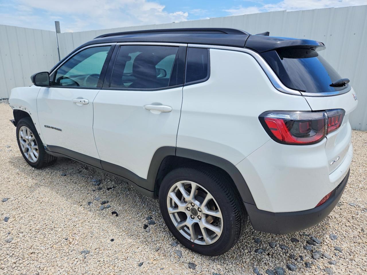 2025 JEEP COMPASS LIMITED — снимка 2