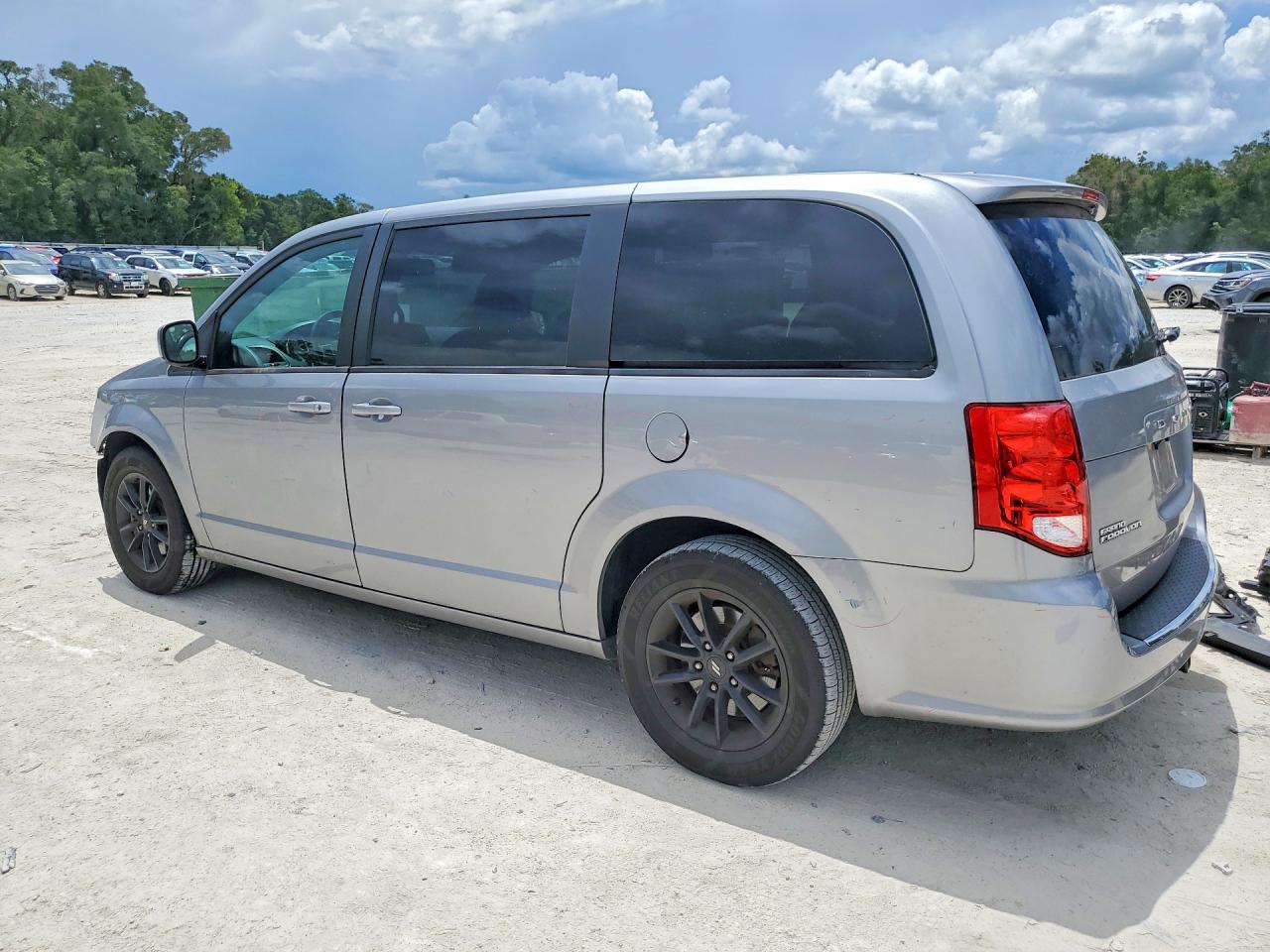 2019 DODGE GRAND CARAVAN GT — снимка 2