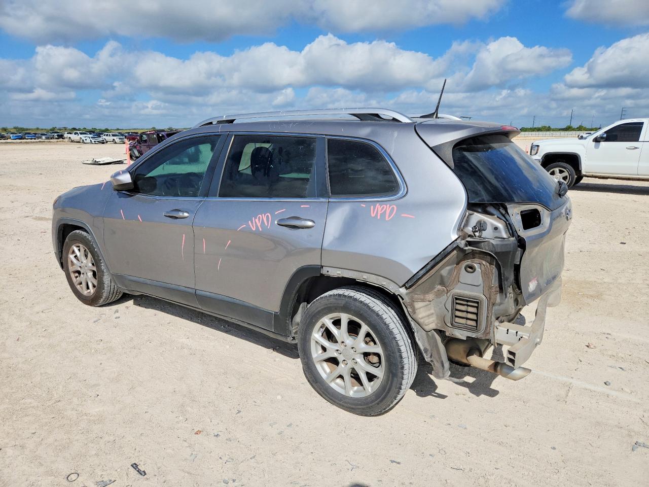 2016 JEEP CHEROKEE LATITUDE — снимка 2
