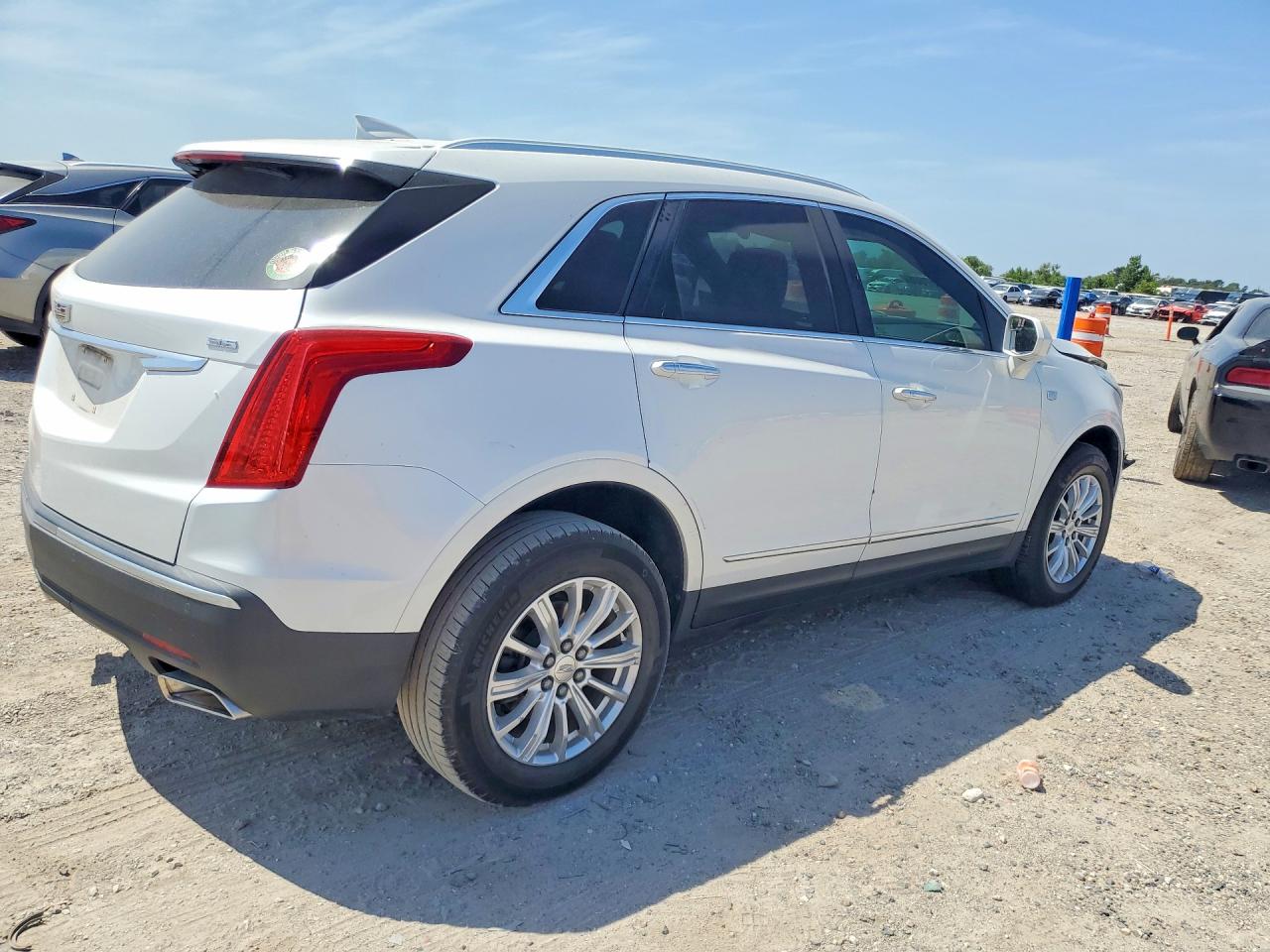 2019 CADILLAC XT5 — снимка 3
