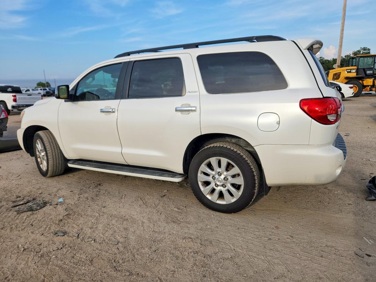 2017 TOYOTA SEQUOIA PLATINUM — снимка 2
