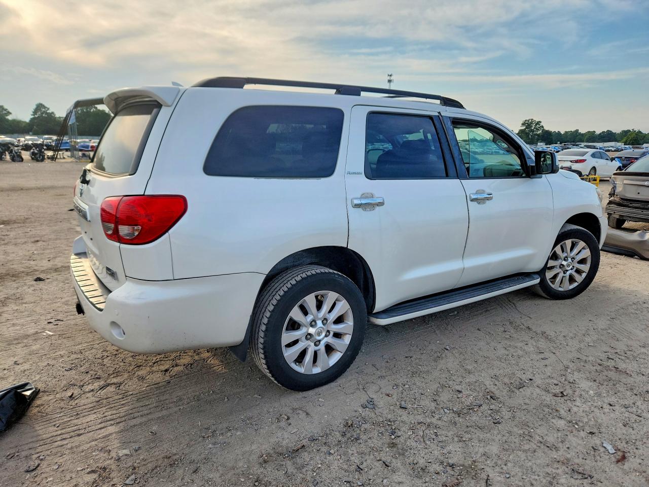 2017 TOYOTA SEQUOIA PLATINUM — снимка 3