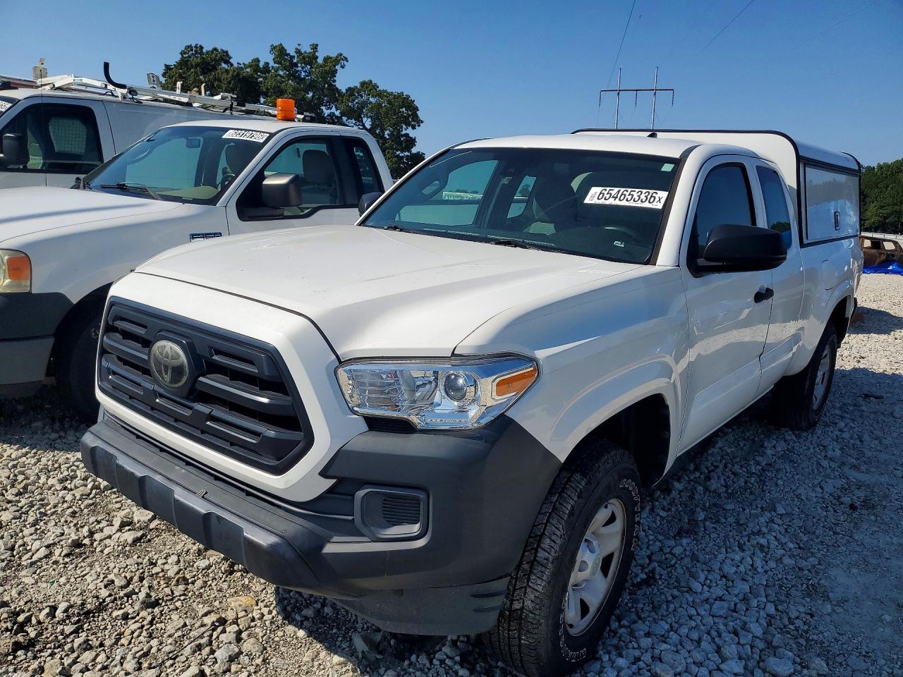 2018 TOYOTA TACOMA SR