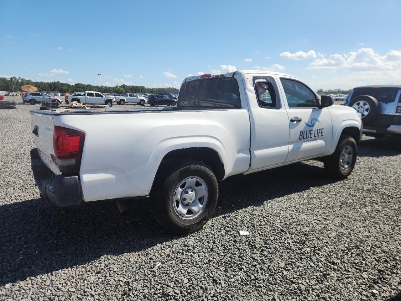 2023 TOYOTA TACOMA SR — снимка 3