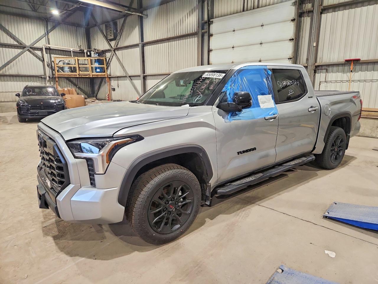 2026 TOYOTA TUNDRA SR5