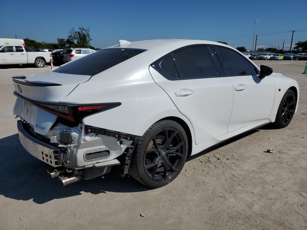 2025 LEXUS IS 500 F SPORT — снимка 3