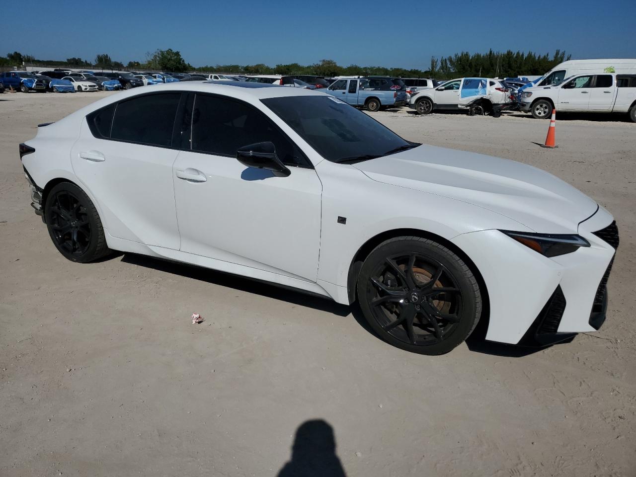 2025 LEXUS IS 500 F SPORT — снимка 4