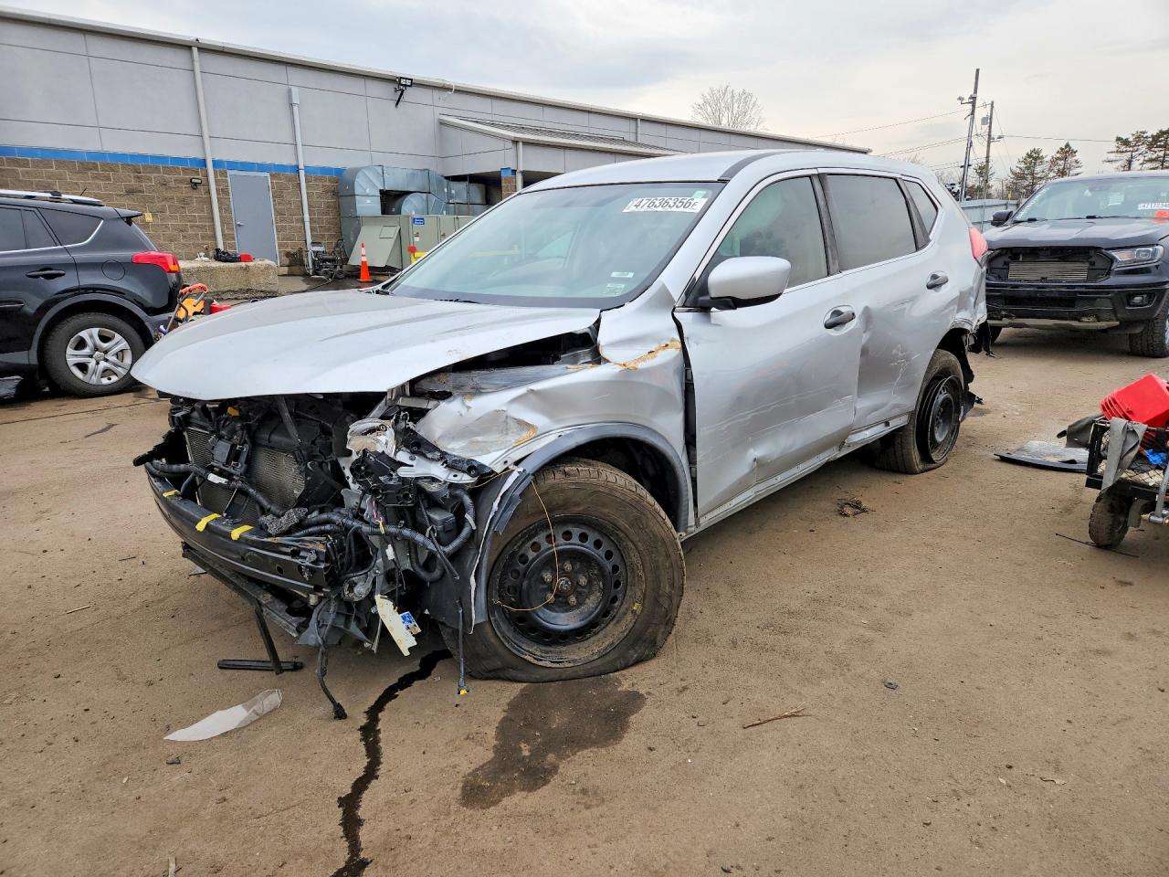 2017 NISSAN ROGUE S
