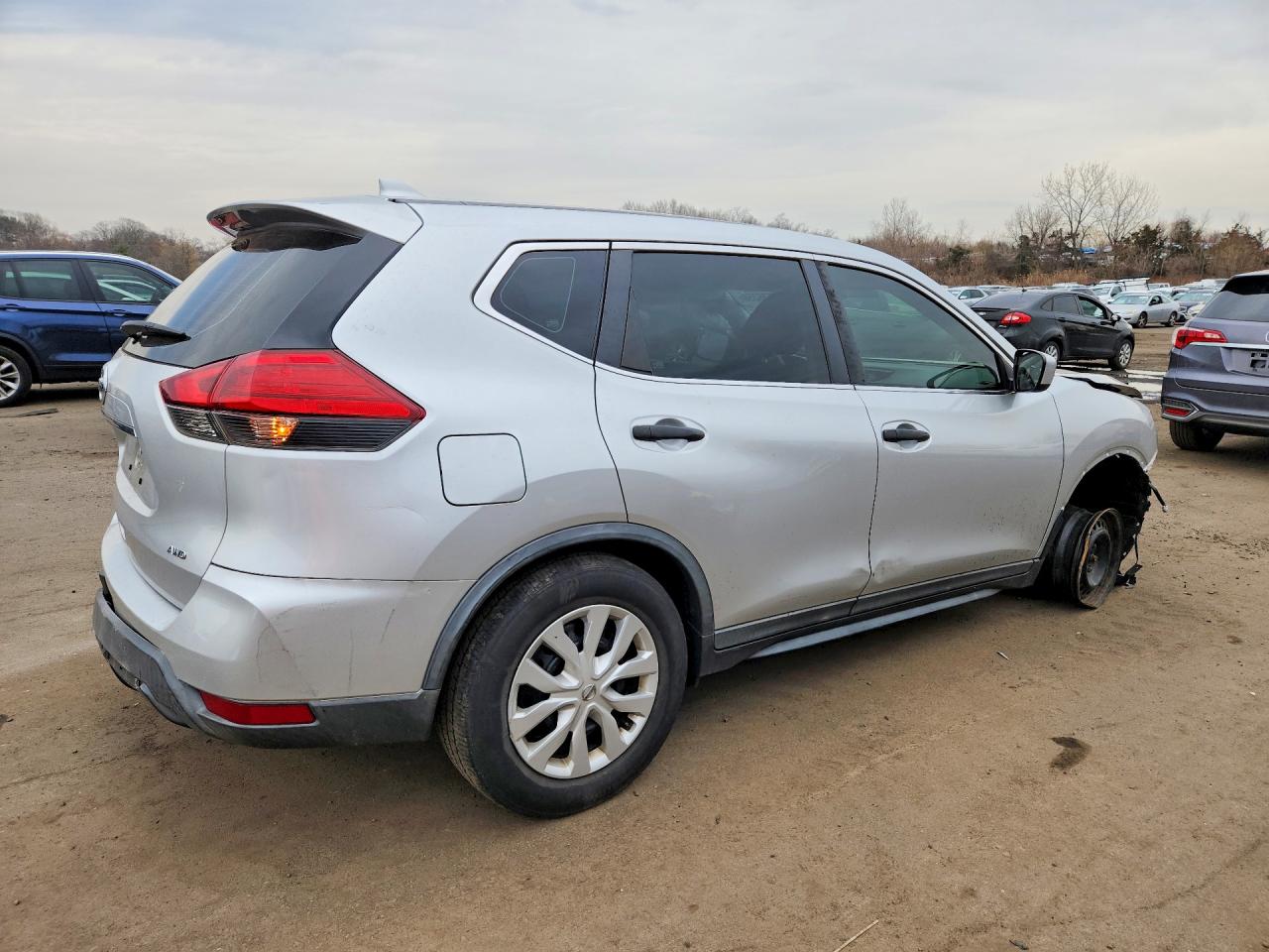 2017 NISSAN ROGUE S — снимка 3