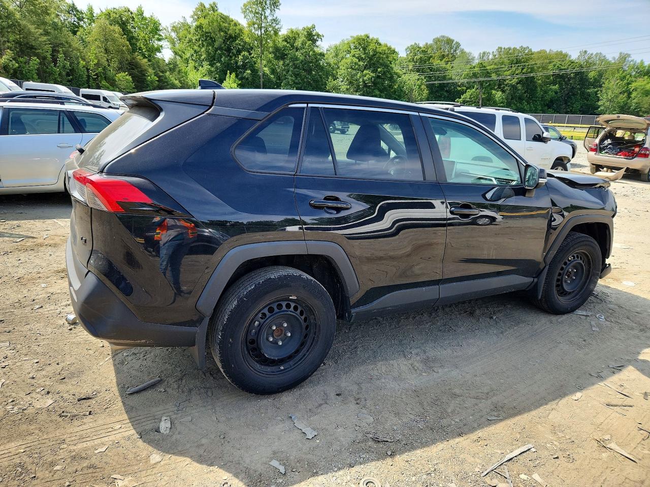 2023 TOYOTA RAV4 LE — снимка 3