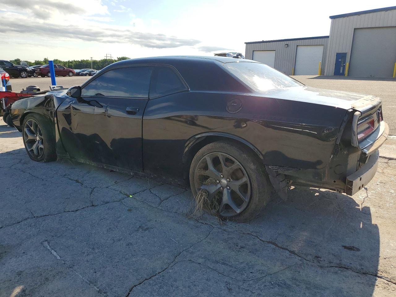 2015 DODGE CHALLENGER SXT — снимка 2