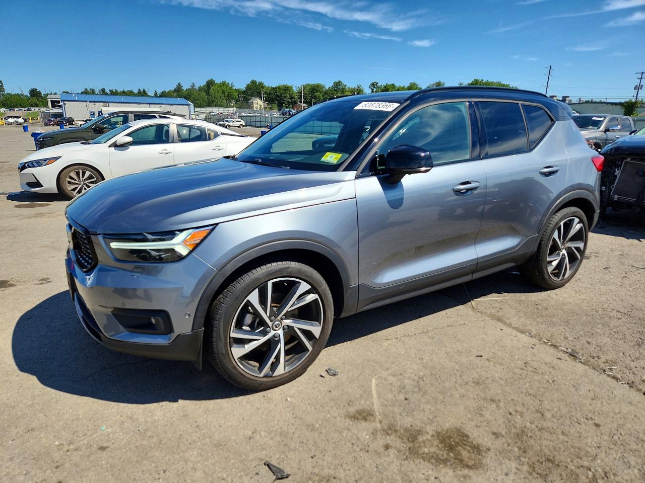 2019 VOLVO XC40 T5 R-DESIGN