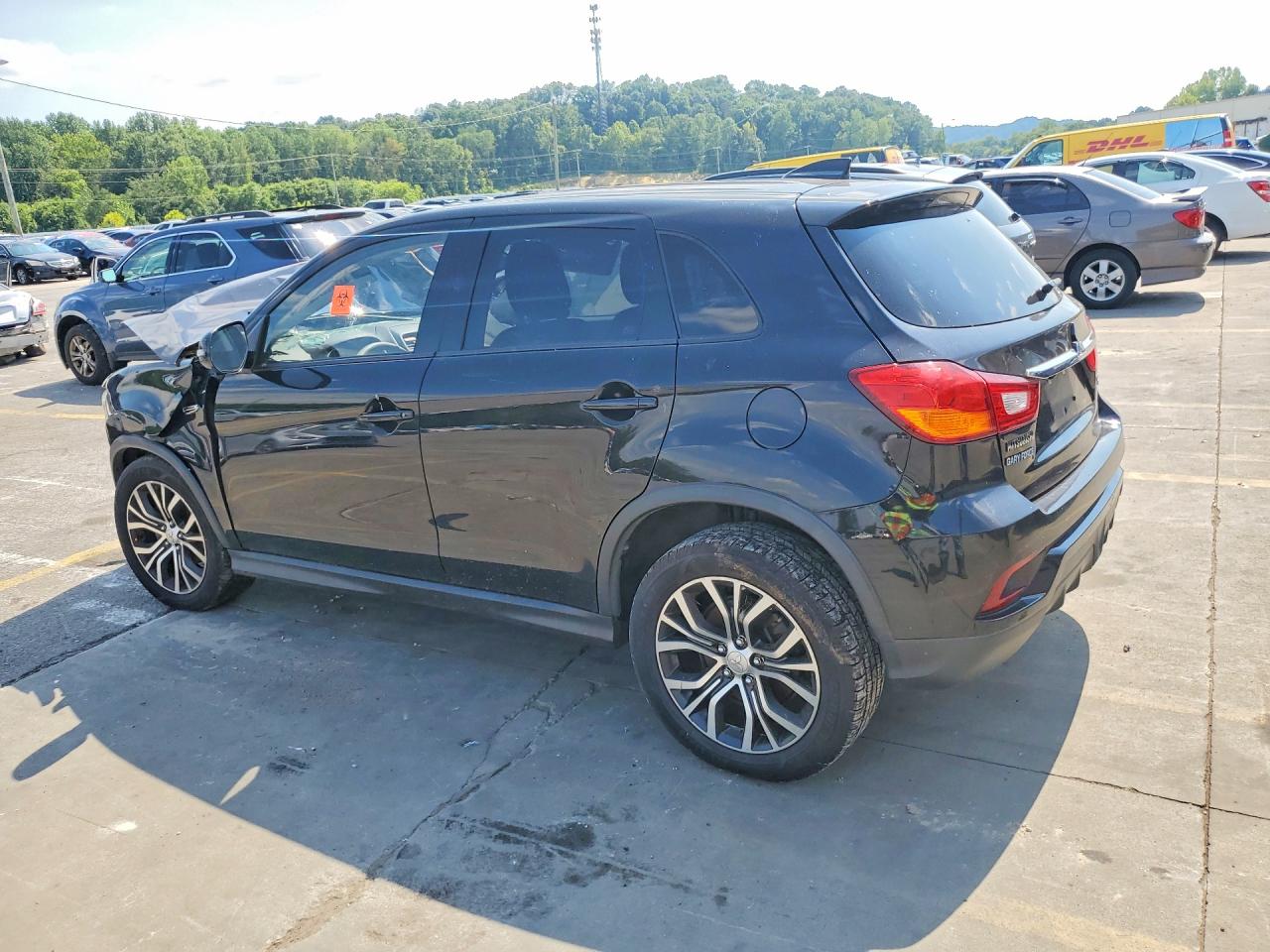 2019 MITSUBISHI OUTLANDER SPORT ES — снимка 2