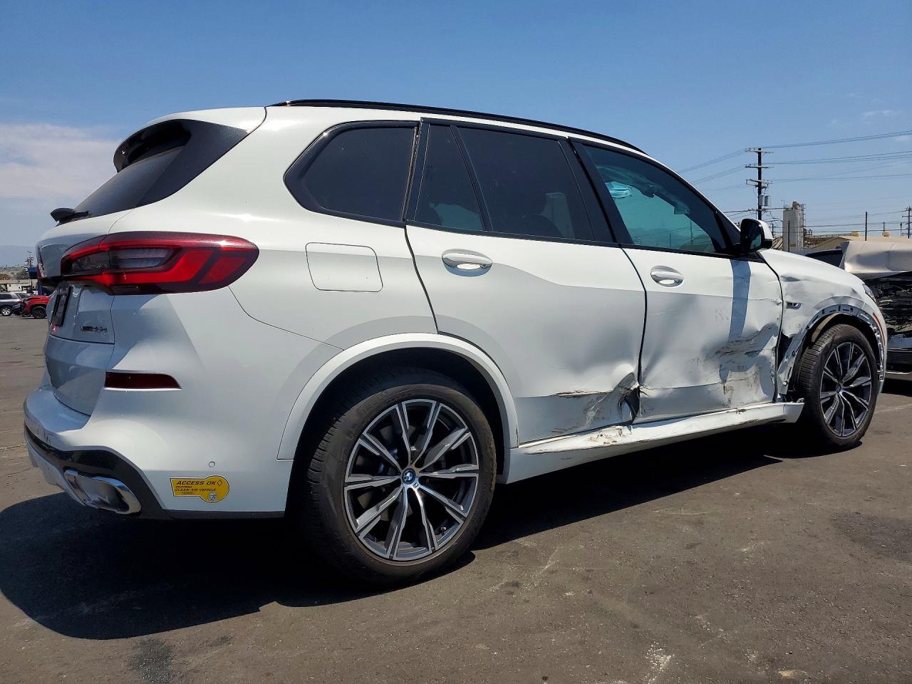 2023 BMW X5 XDRIVE45E — снимка 3
