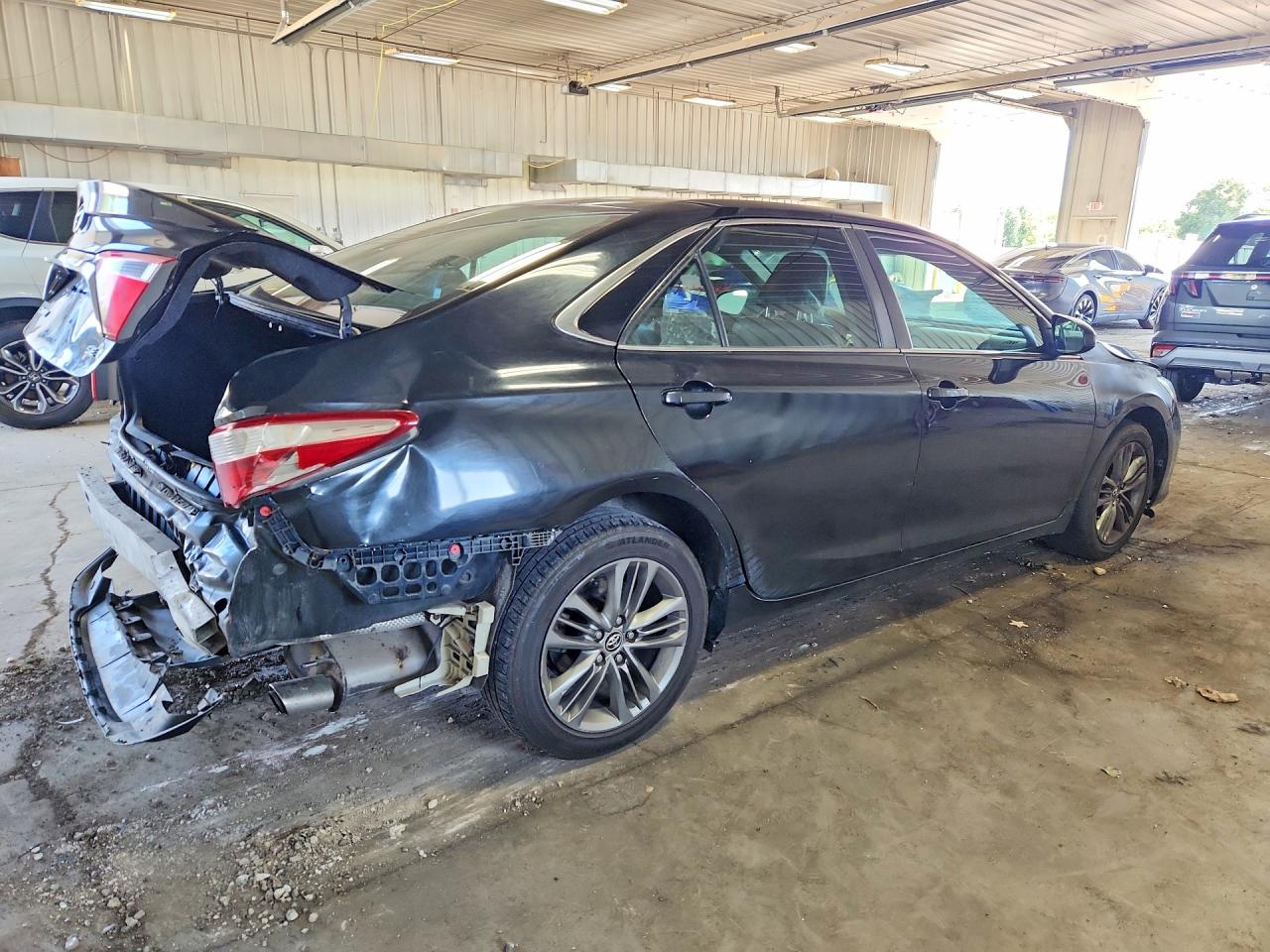 2015 TOYOTA CAMRY SE — снимка 3