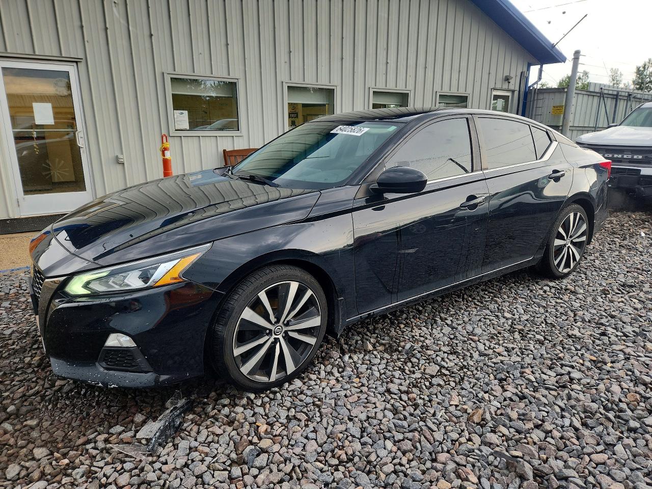 2019 NISSAN ALTIMA SR