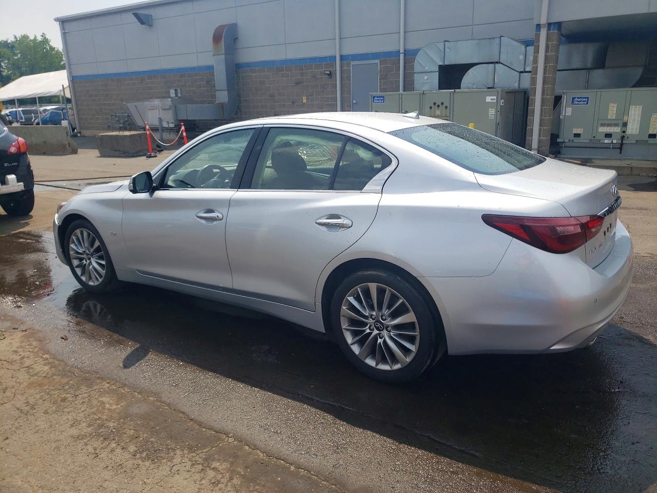 2019 INFINITI Q50 3.0T LUXE — снимка 2