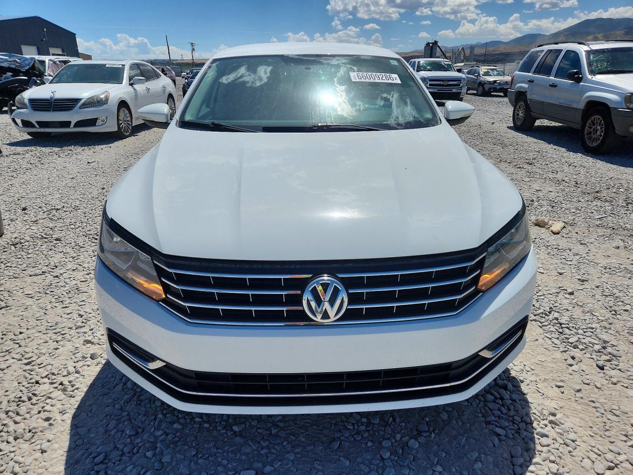 2016 VOLKSWAGEN PASSAT S — снимка 5