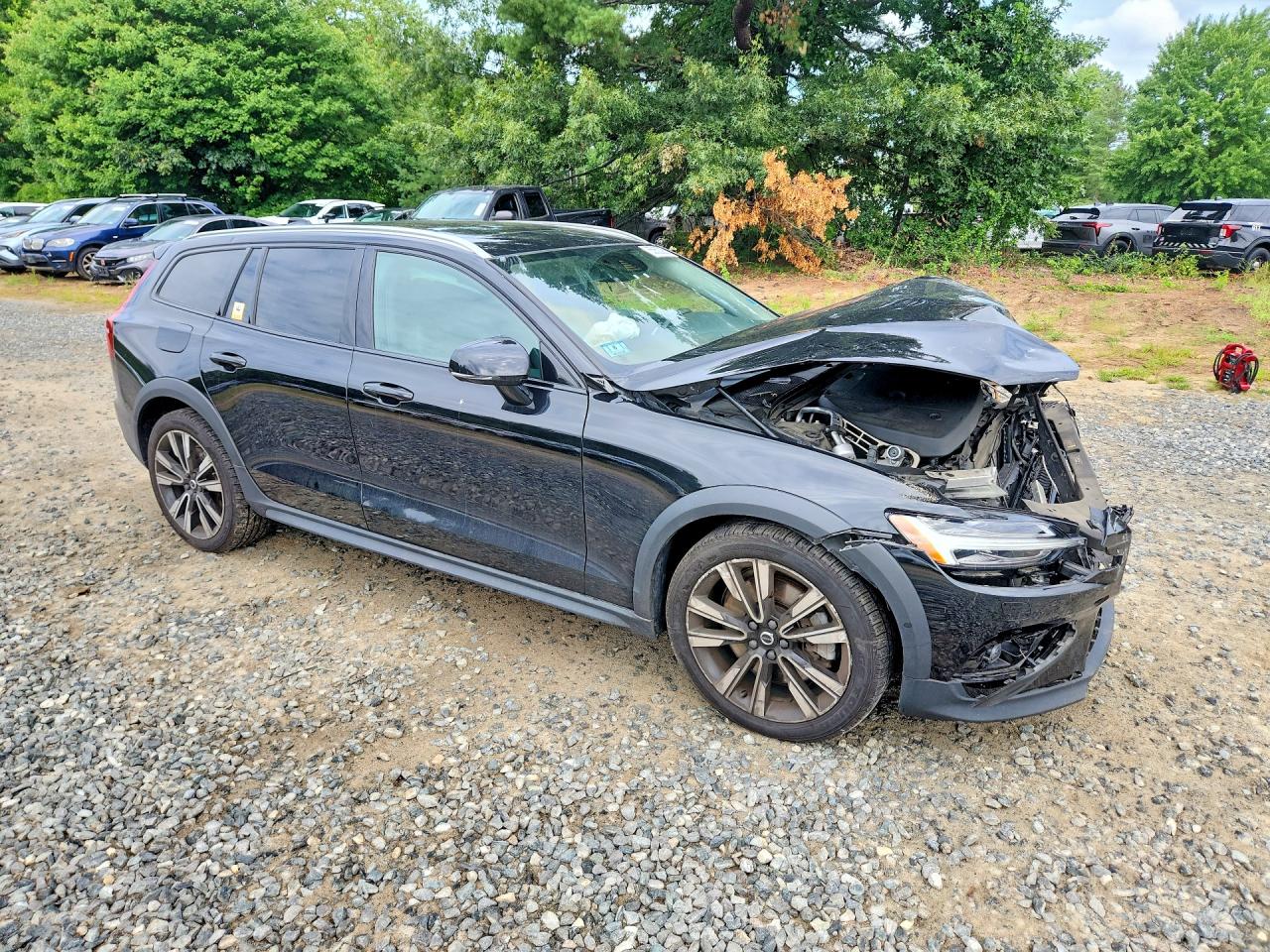 2022 VOLVO V60 CROSS COUNTRY T5 MOMENTUM — снимка 4