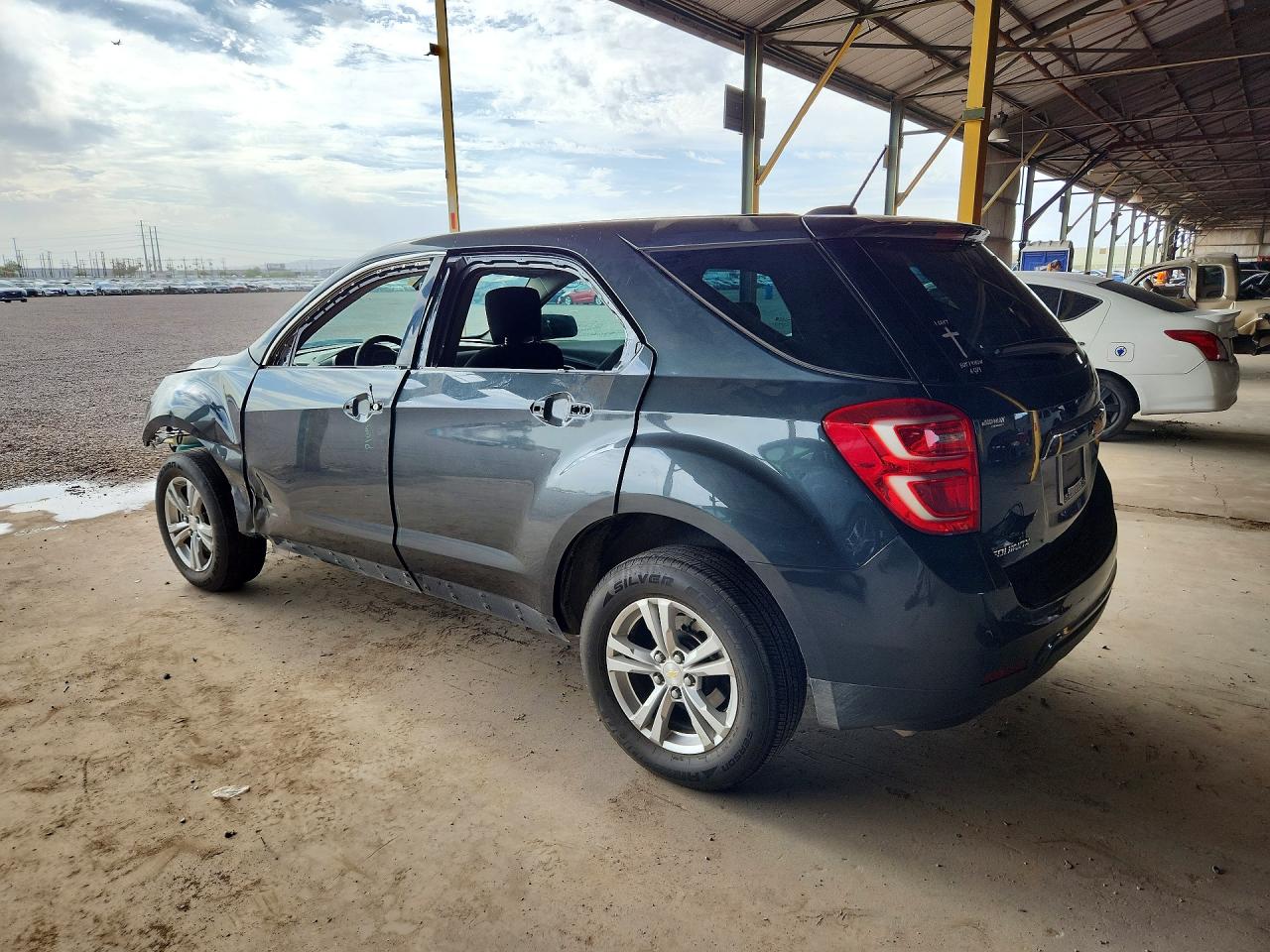 2017 CHEVROLET EQUINOX LS — снимка 2