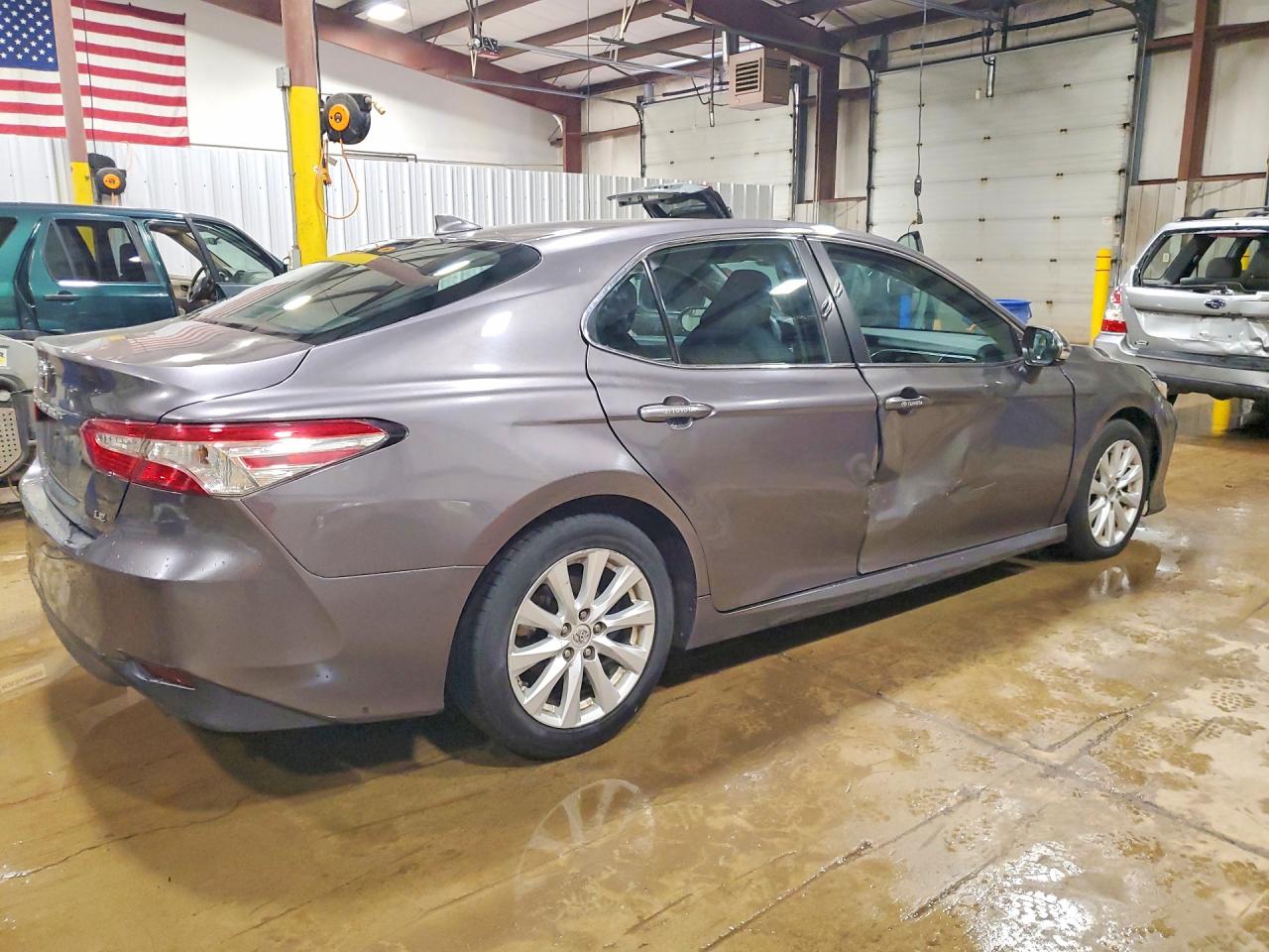 2019 TOYOTA CAMRY LE — снимка 3