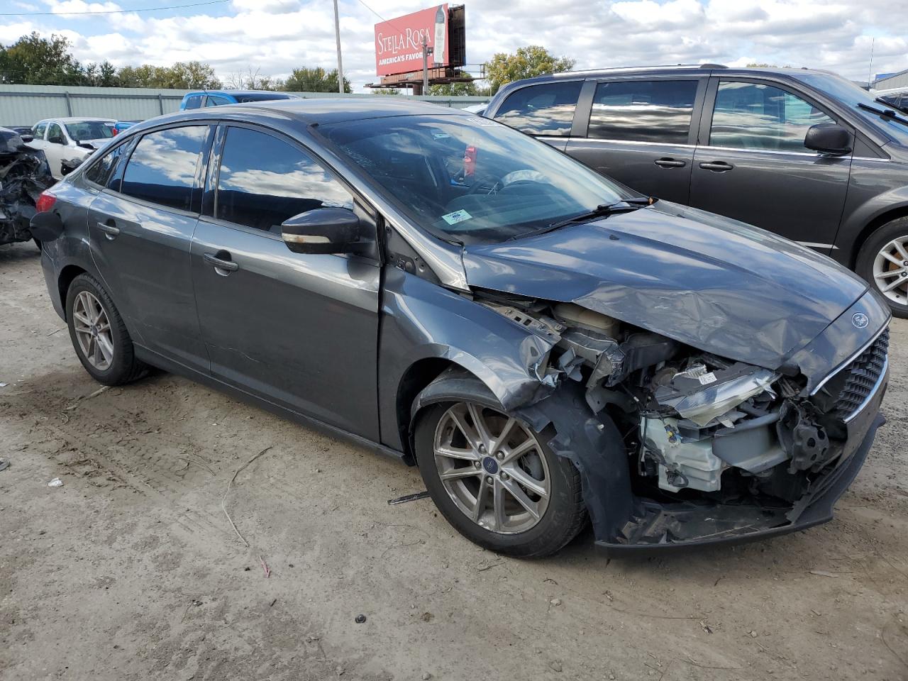 2017 FORD FOCUS SE — снимка 4