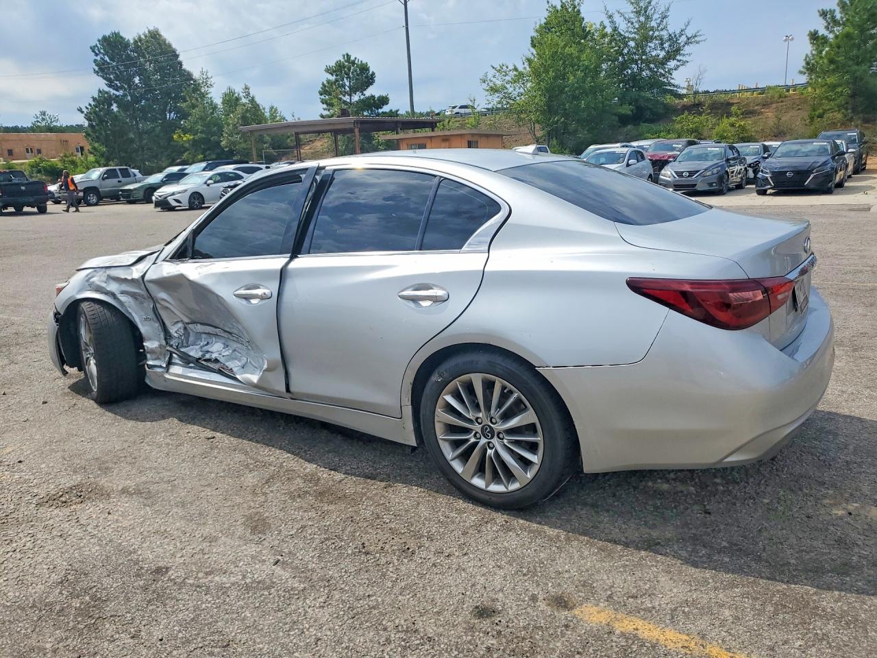 2020 INFINITI Q50 3.0T LUXE — снимка 2