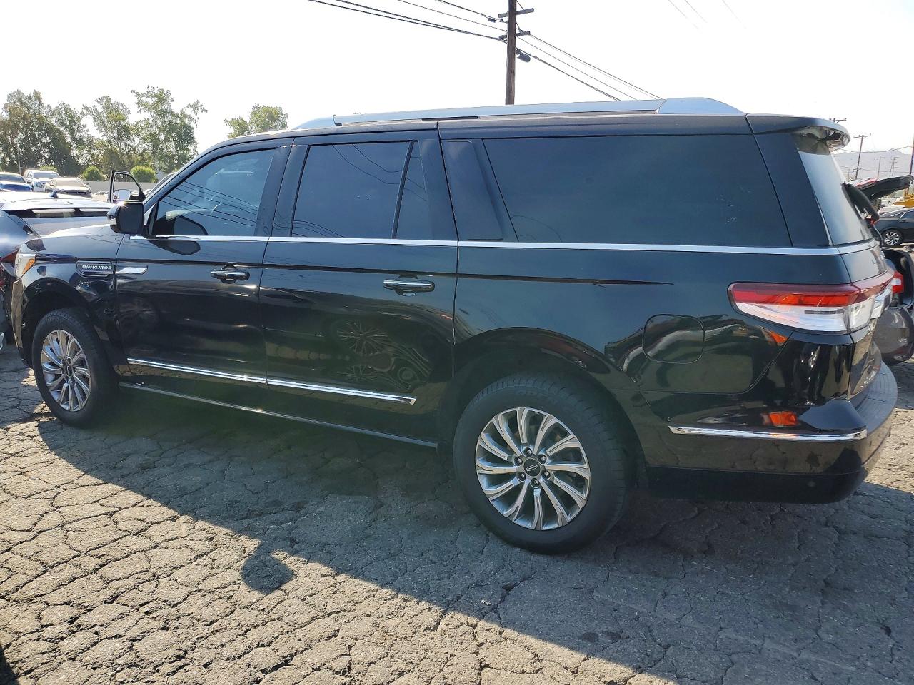 2022 LINCOLN NAVIGATOR L — снимка 2