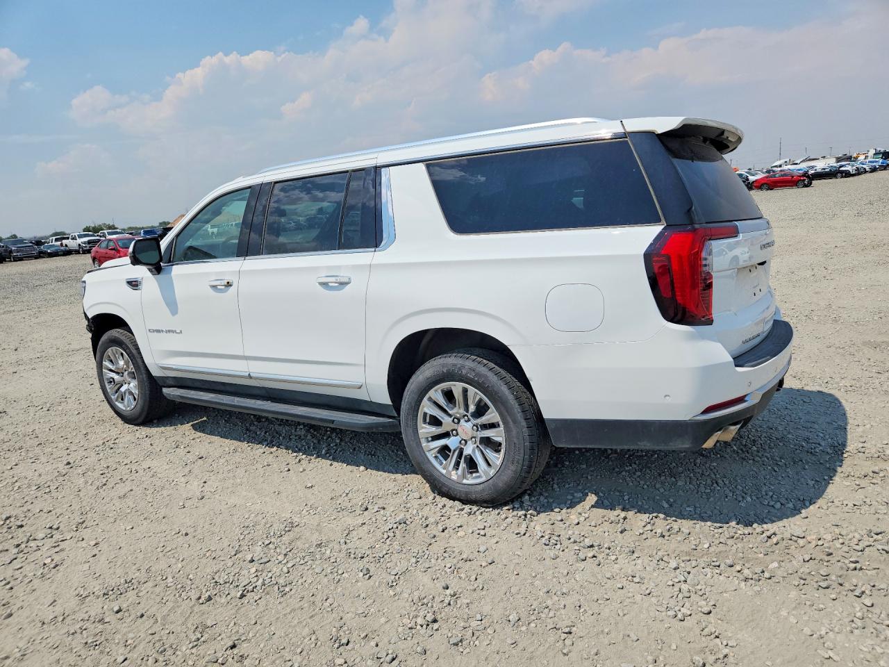 2025 GMC YUKON XL DENALI ULTIMATE — снимка 2