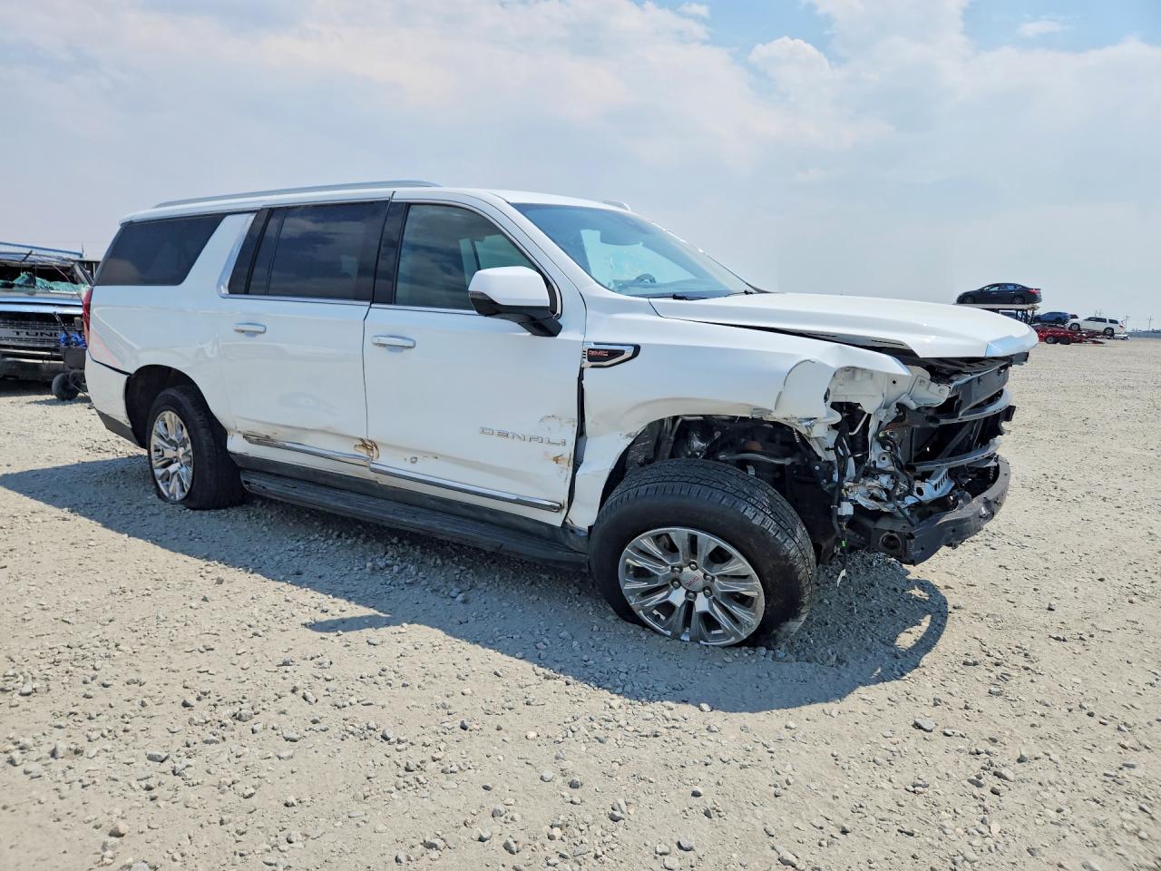 2025 GMC YUKON XL DENALI ULTIMATE — снимка 4