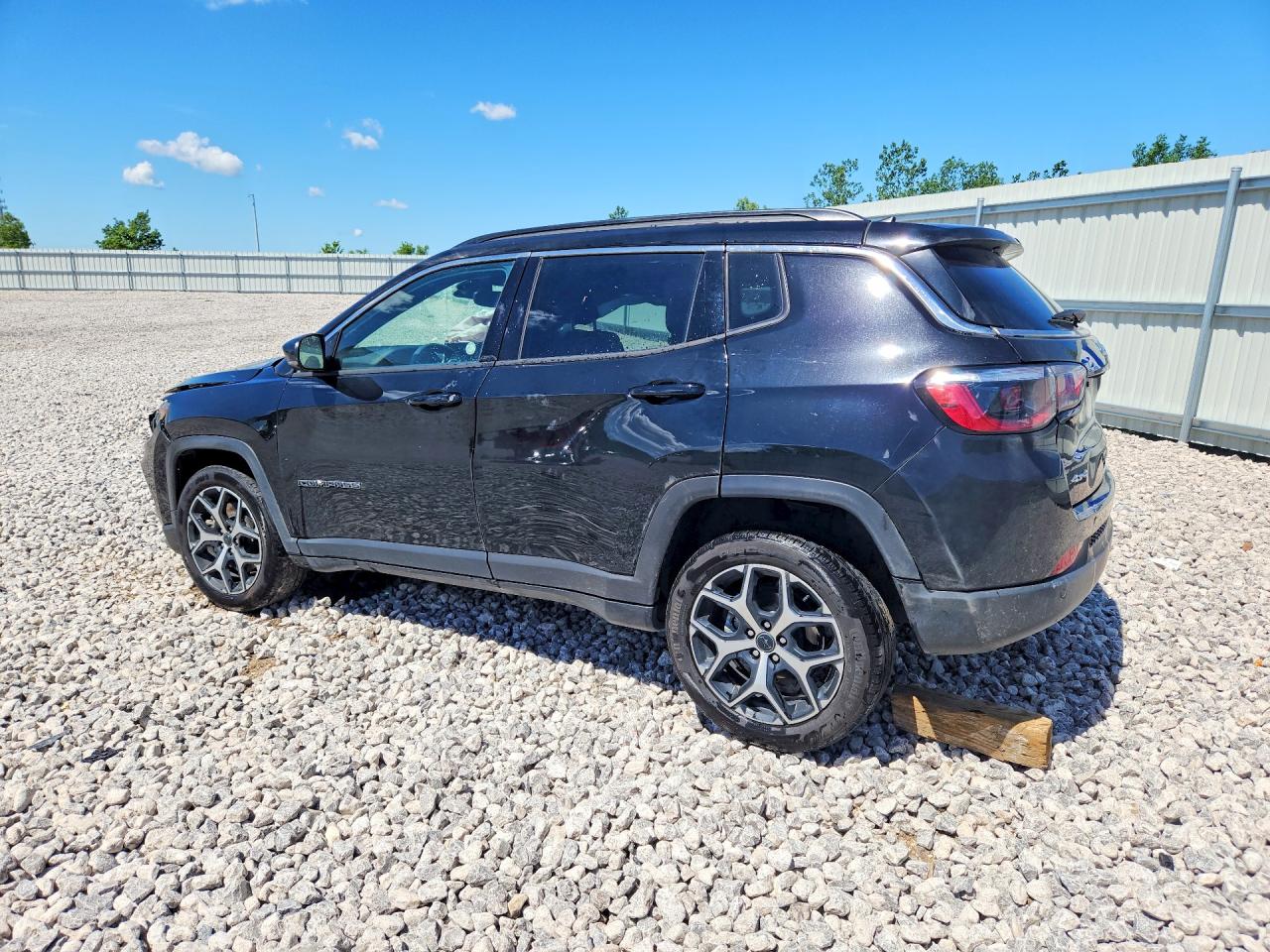 2025 JEEP COMPASS LIMITED — снимка 2